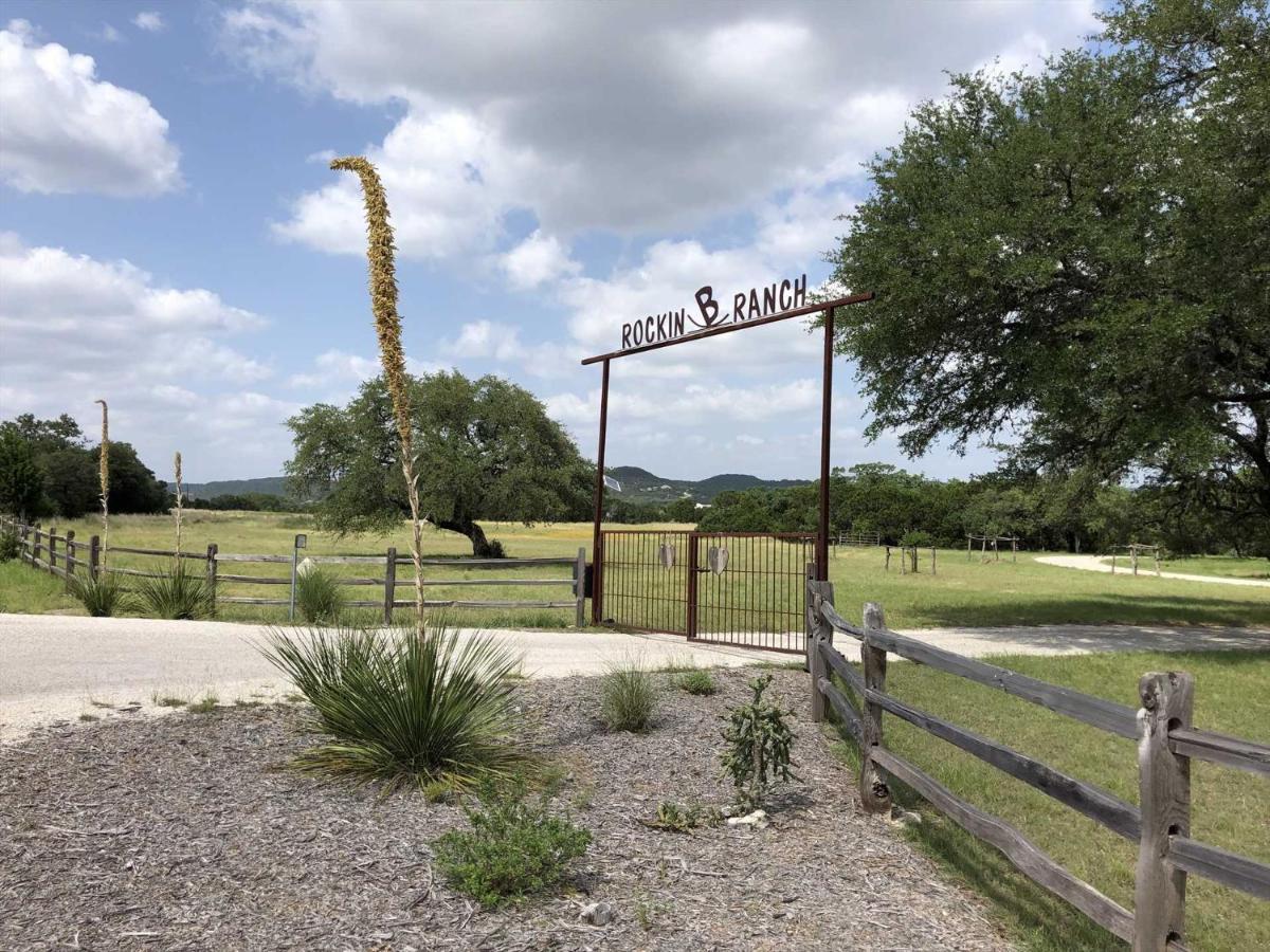 Rockin' B Ranch Love Shack Pipe Creek Exterior foto